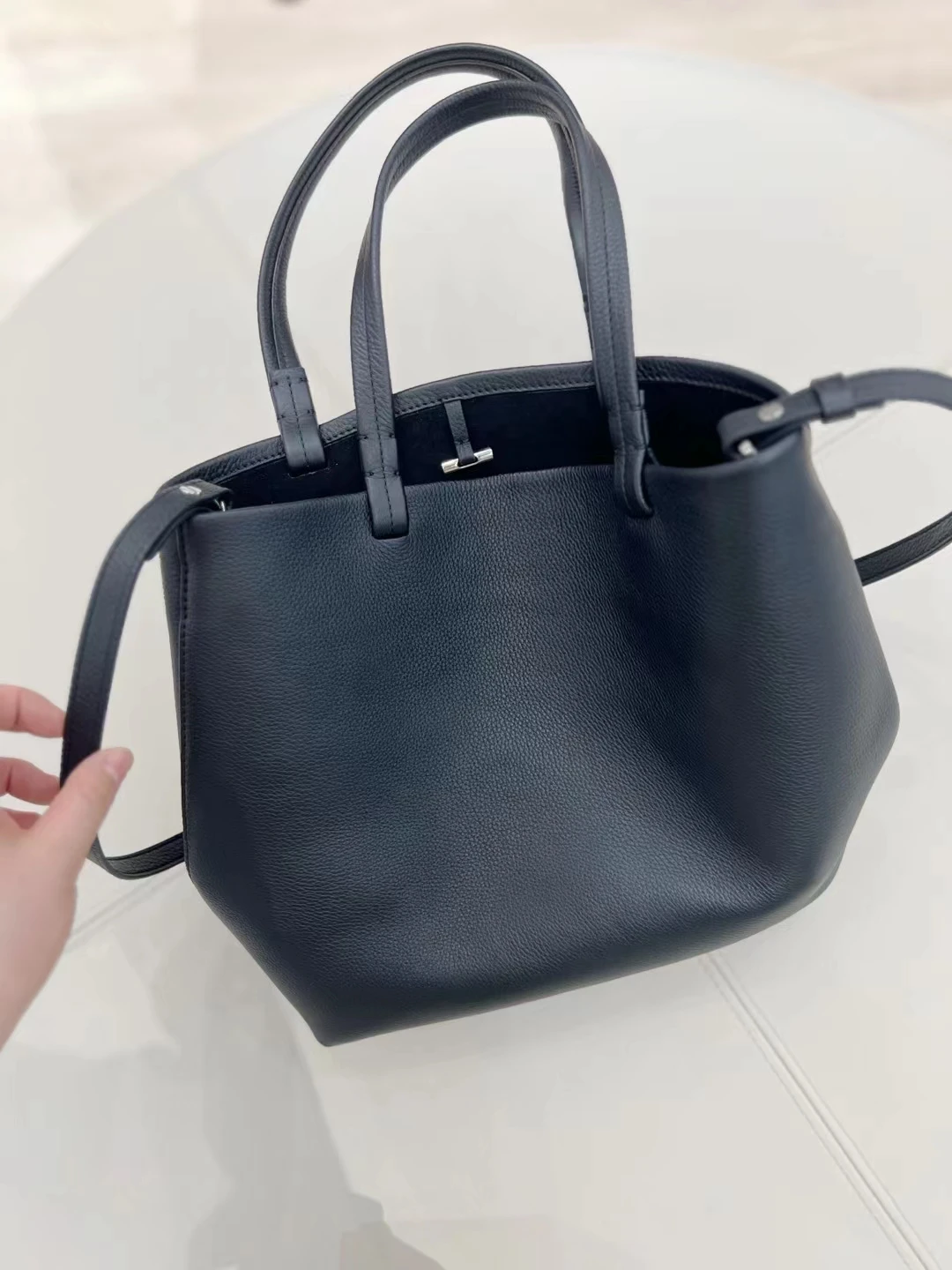 2023 Пеналы Модная Минималистичная Маленькая сумка-тоут, сумка через плечо, Высокое Качество, Бесплатная доставка 4