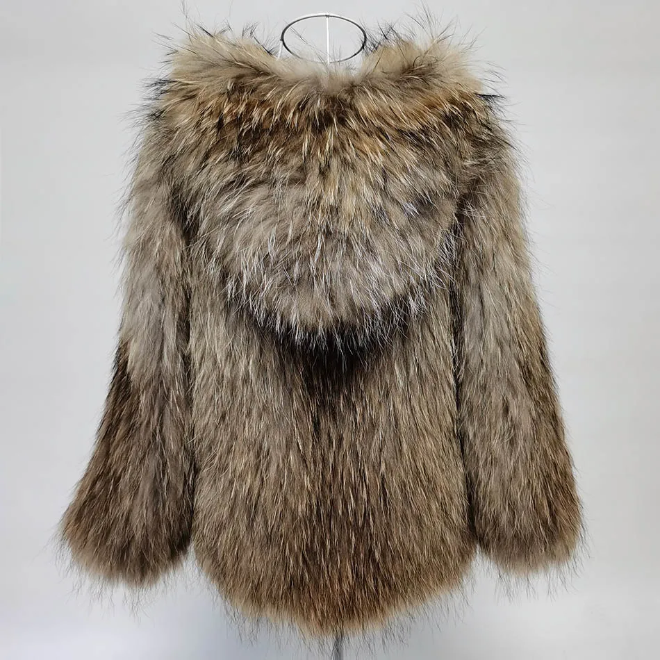 2023 Новая женская шуба из 100% меха енота в классическом стиле, зимняя куртка из натурального меха енота, женская вязаная шуба из натурального меха 3